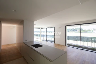 Apartamento T2 para Venda em Arcozelo