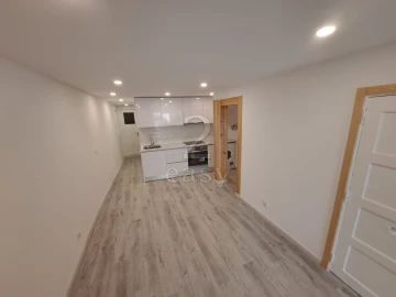 Apartamento T1 para Venda em Misericórdia