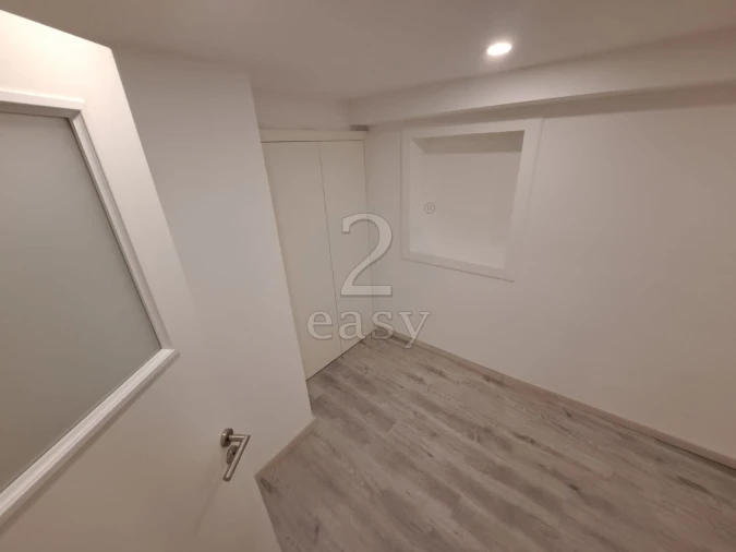 Apartamento T1 para Venda em Misericórdia Foto 13