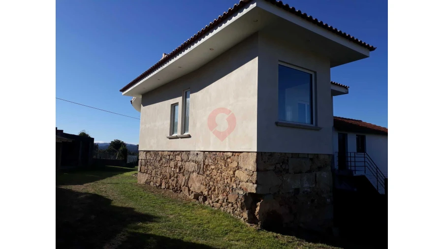 Moradia T3 para Venda em Bela Foto 3