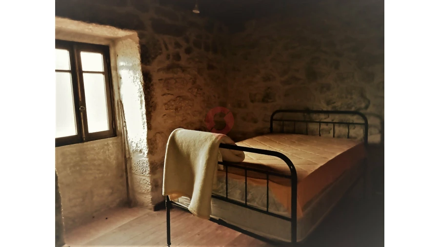 Moradia T1 para Venda em Chaviães e Paços Foto 9