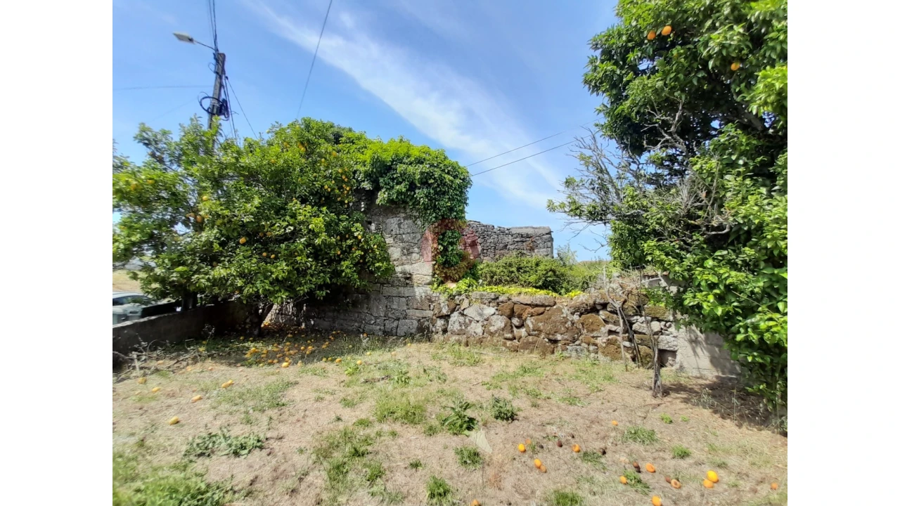 Moradia T0 para Venda em Moreira Foto 9