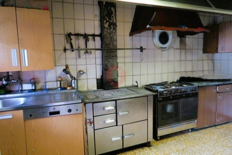 Moradia T4 para Venda em Castro Laboreiro e Lamas de Mouro Foto 4