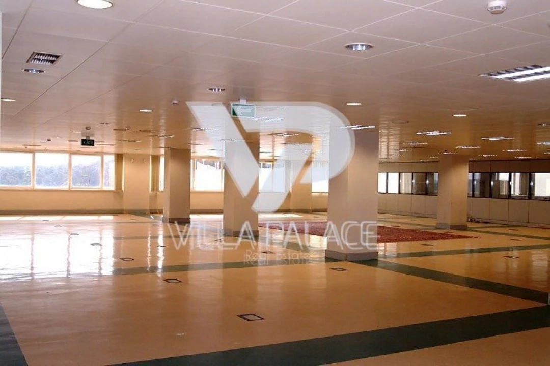 Prédio para Venda em Carnaxide e Queijas Foto 4