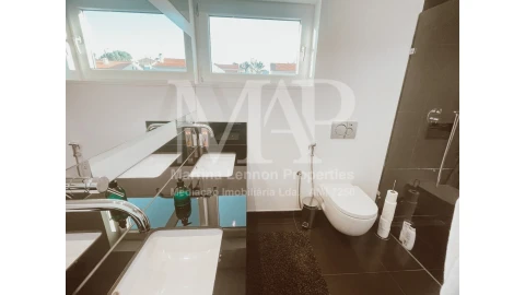 Moradia T5 para Venda em Alcabideche