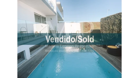 Moradia T5 para Venda em Alcabideche
