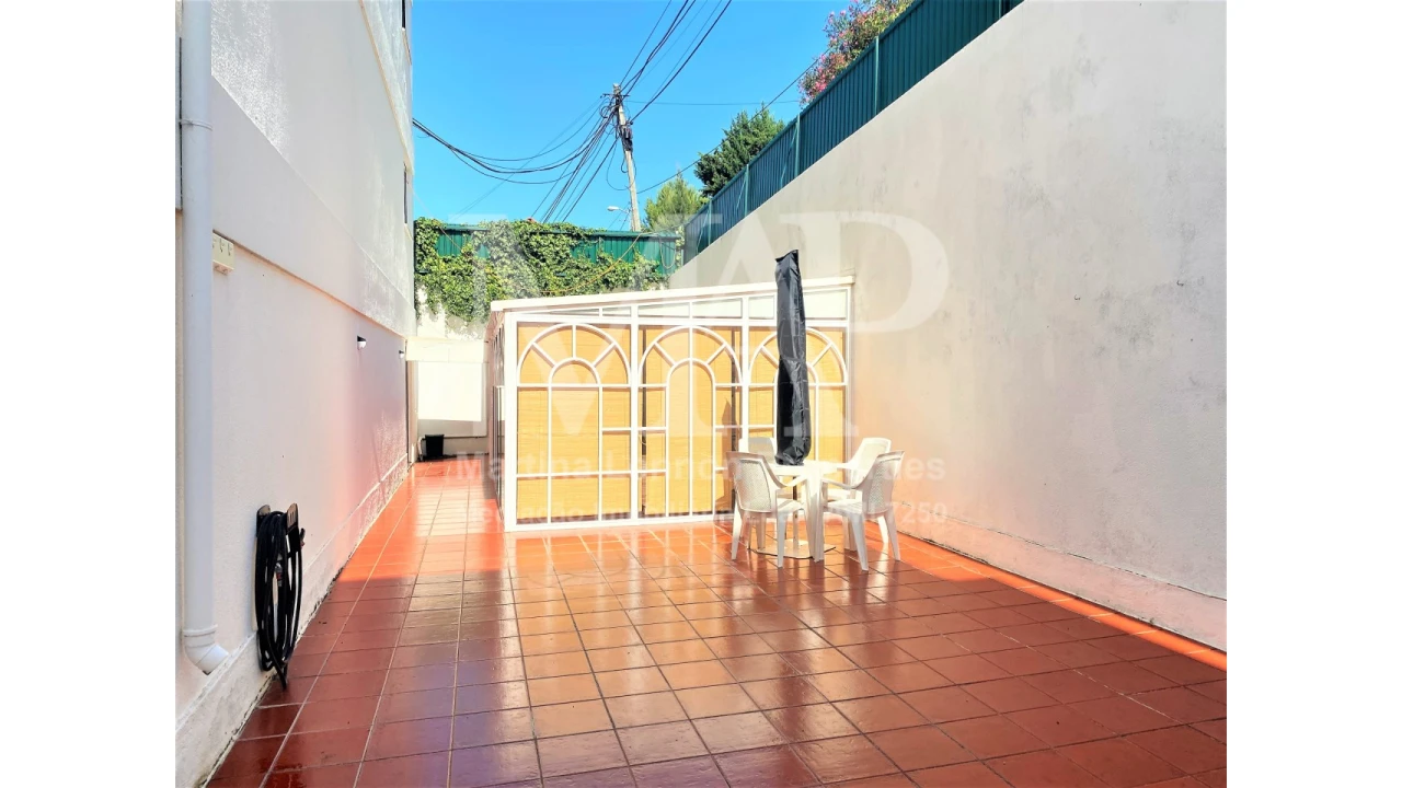 Apartamento T1 para Venda em Cascais e Estoril Foto 2