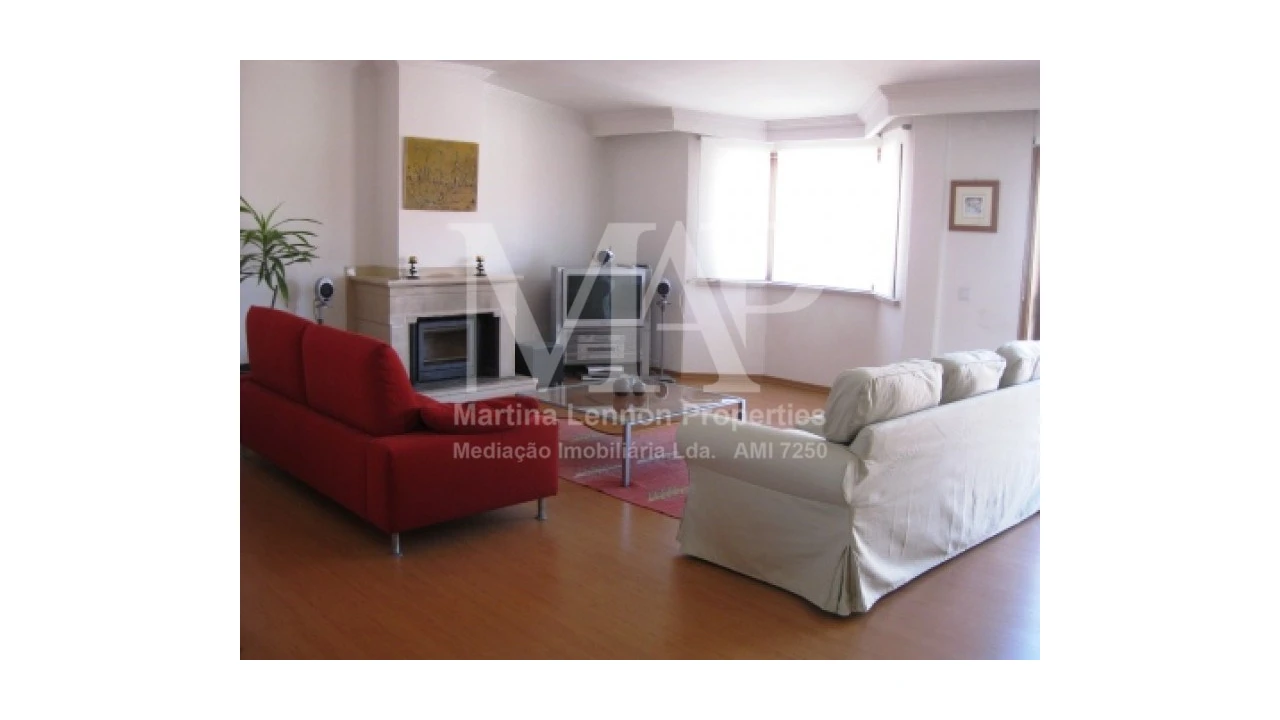 Apartamento para Arrendamento férias em Cascais e Estoril Foto 2