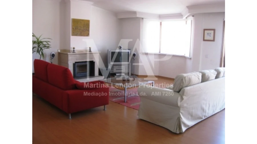 Apartamento para Arrendamento férias em Cascais e Estoril Foto 2