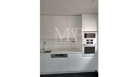 Moradia T4 para Venda em Alcabideche
