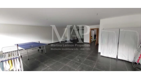 Moradia T4 para Venda em Alcabideche