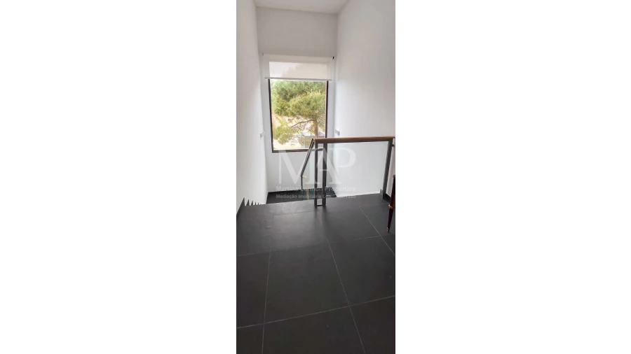 Moradia T4 para Venda em Alcabideche Foto 18