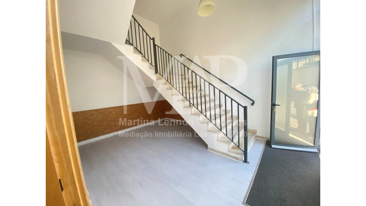 Armazém para Arrendamento em Santa Maria e São Miguel, São Martinho, São Pedro Penaferrim Foto 5