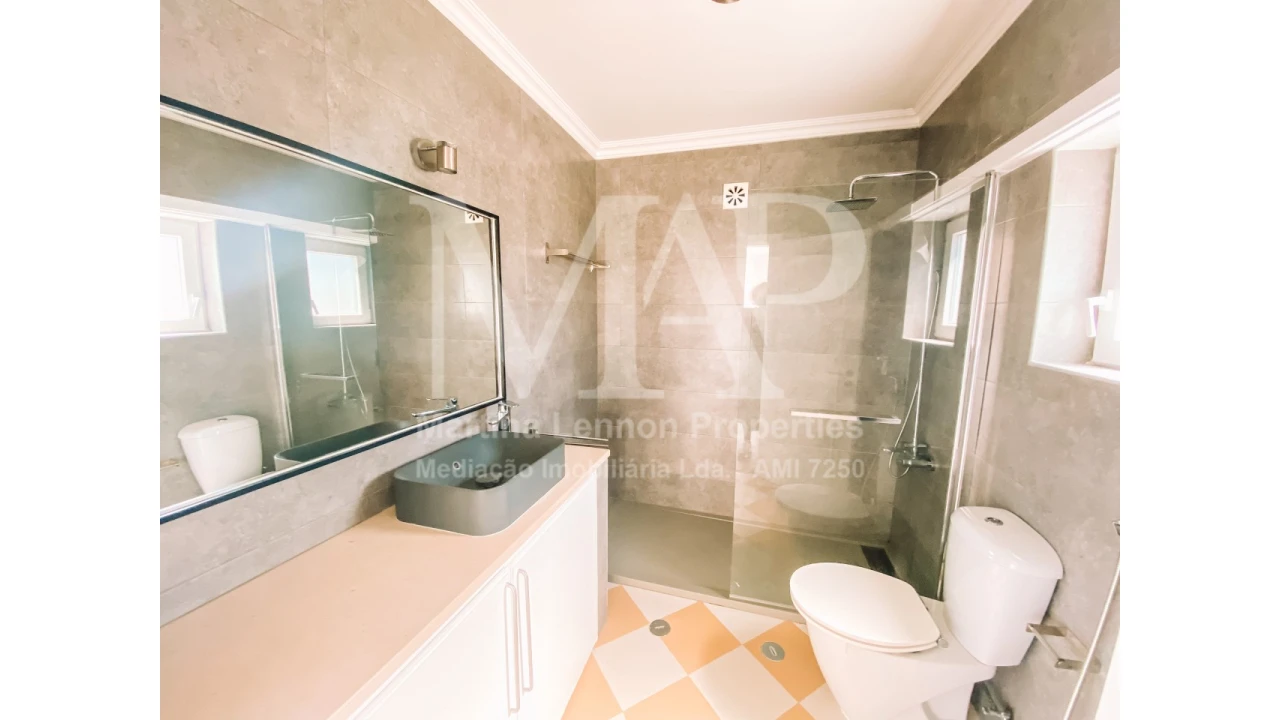 Apartamento T3 para Venda em Cascais e Estoril Foto 7