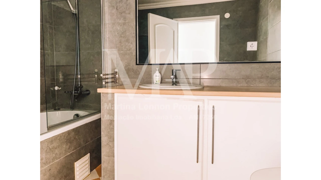 Apartamento T3 para Venda em Cascais e Estoril Foto 8