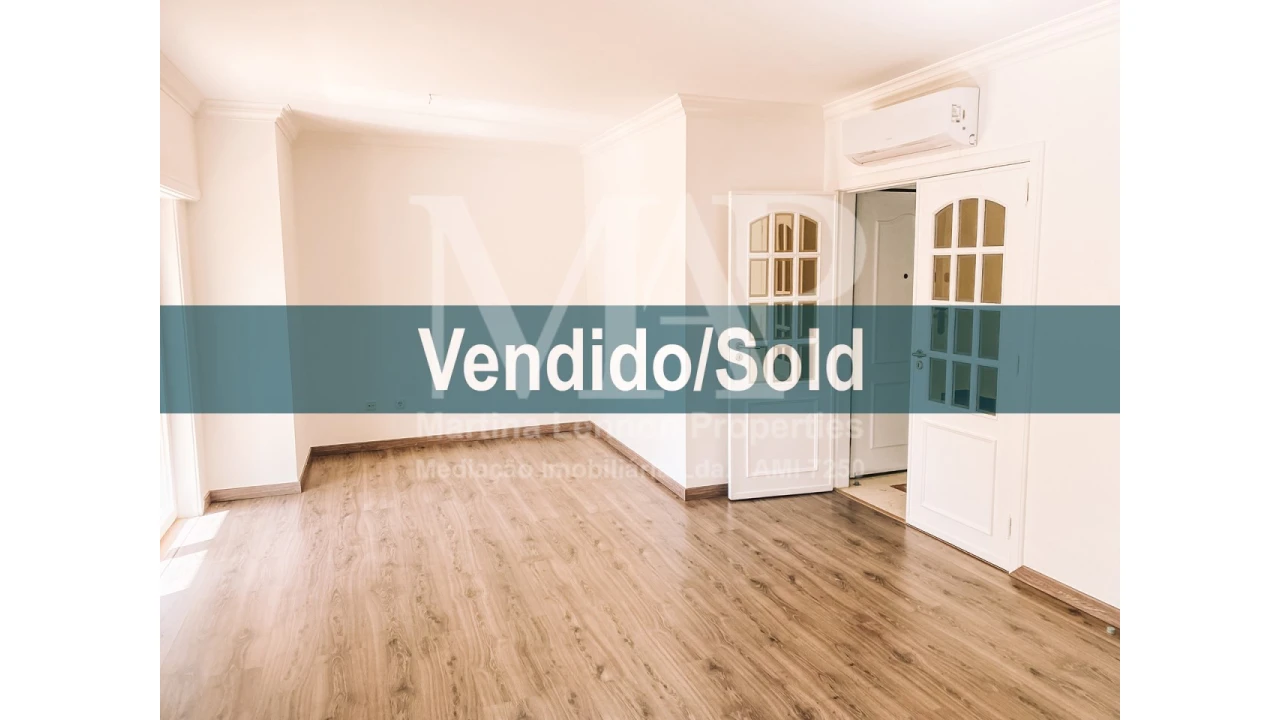 Apartamento T3 para Venda em Cascais e Estoril Foto 1