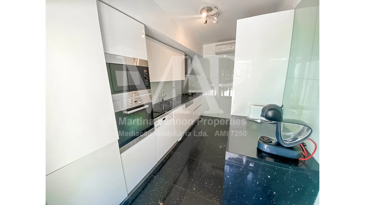 Apartamento T1 para Venda em Cascais e Estoril Foto 6