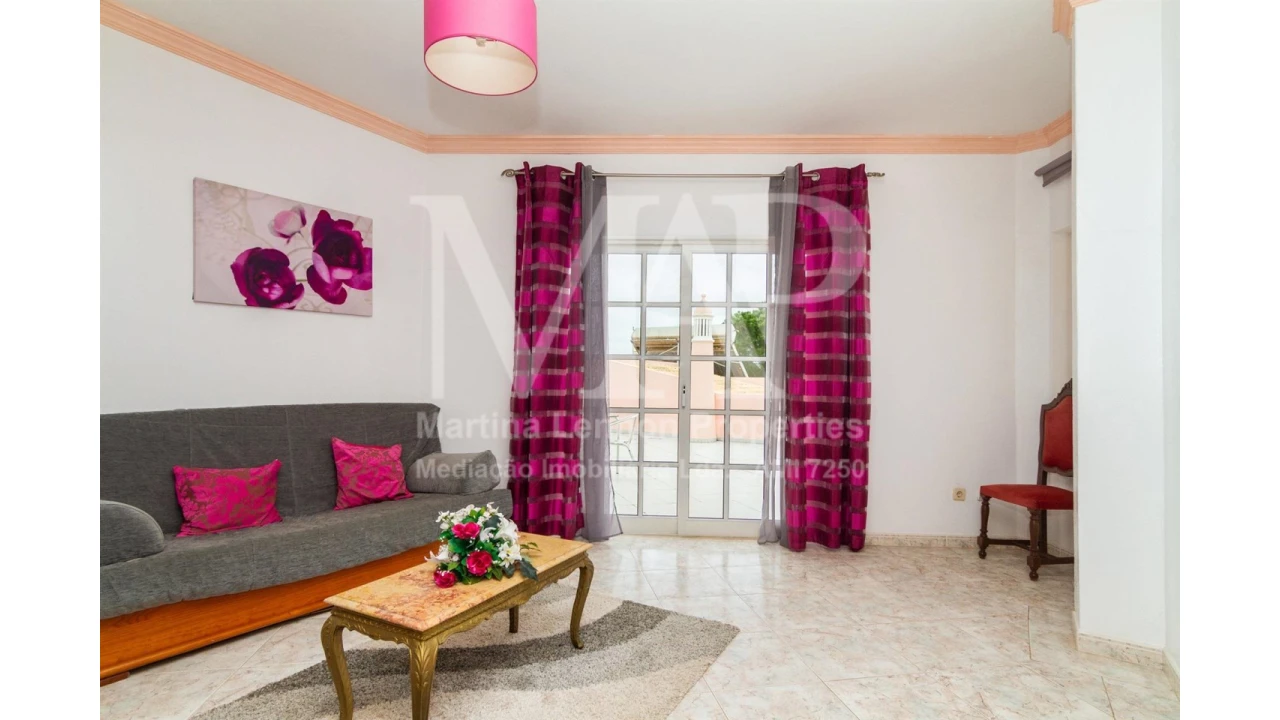 Moradia T4 para Venda em Albufeira e Olhos de Água Foto 18