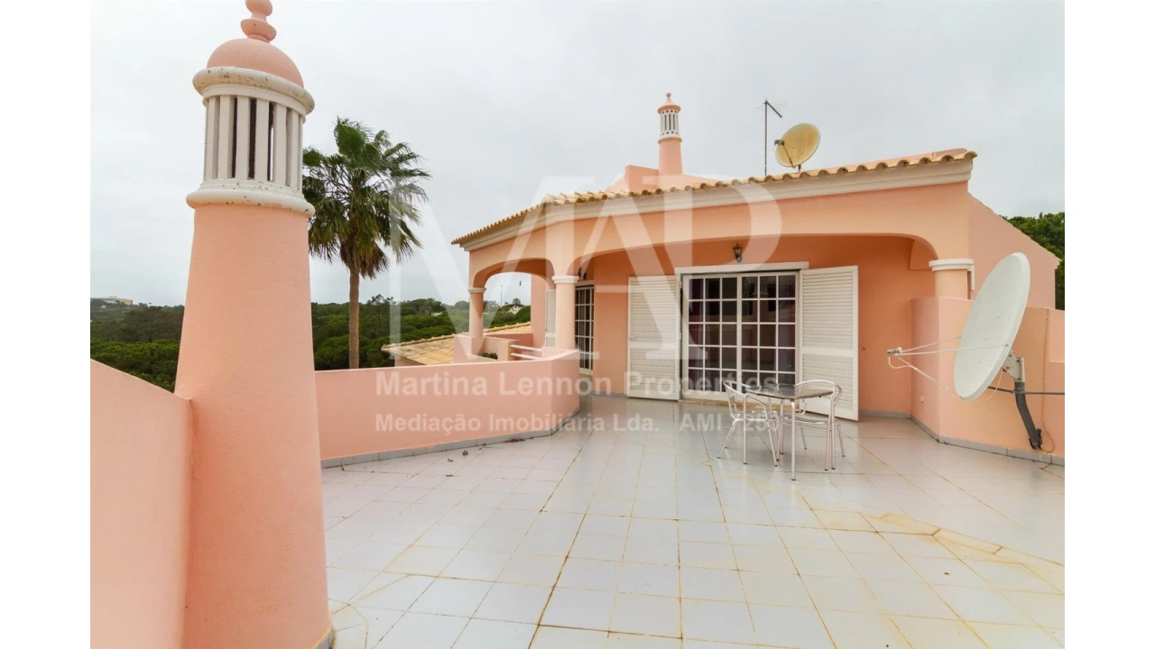 Moradia T4 para Venda em Albufeira e Olhos de Água Foto 28