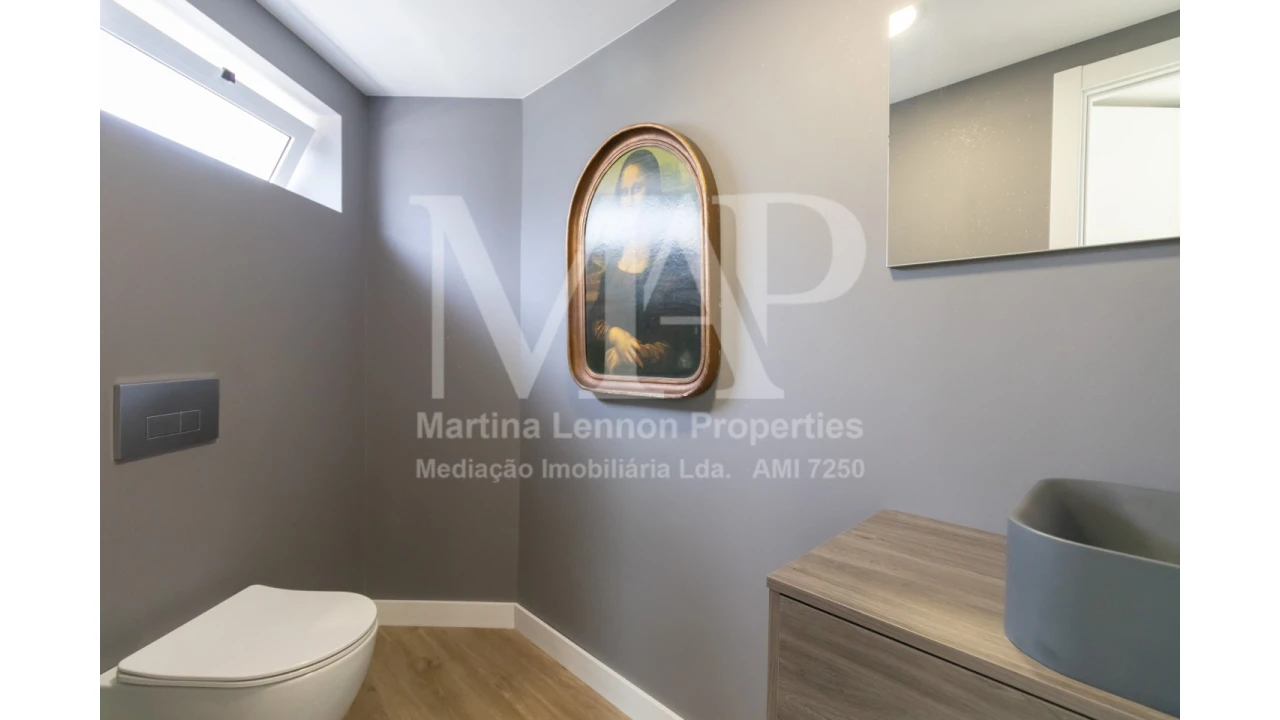 Moradia T4 para Venda em Escapães Foto 17