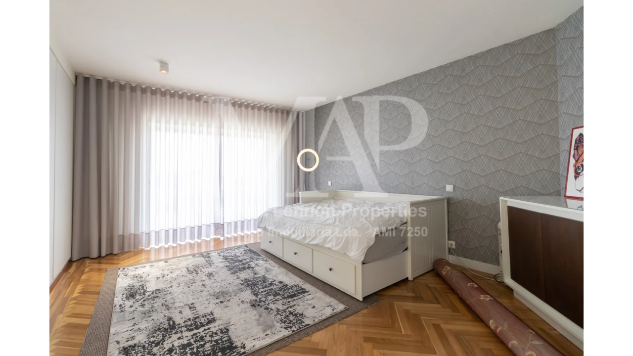 Moradia T4 para Venda em Escapães Foto 28