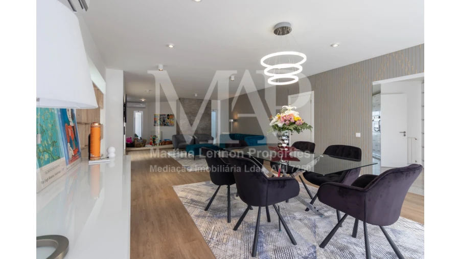 Moradia T4 para Venda em Escapães Foto 5