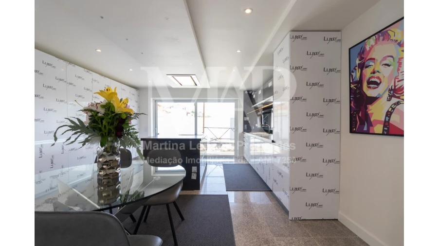 Moradia T4 para Venda em Escapães Foto 12