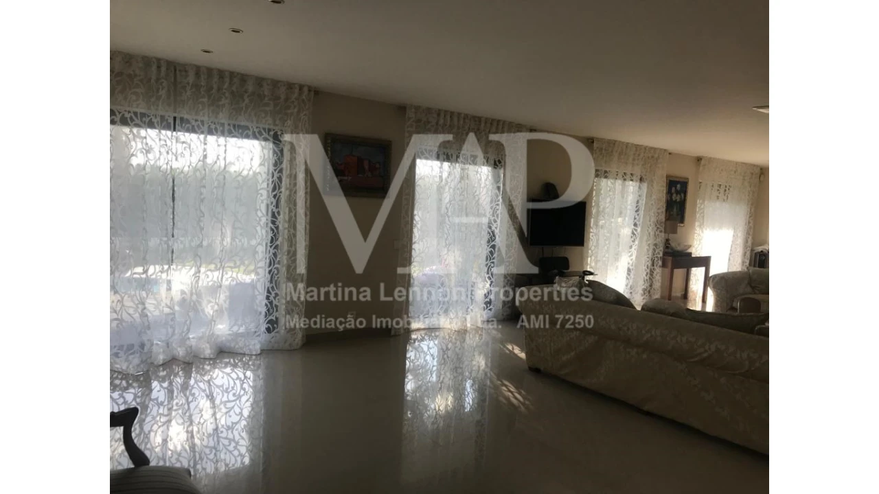 Moradia T5 para Venda em Cascais e Estoril Foto 16