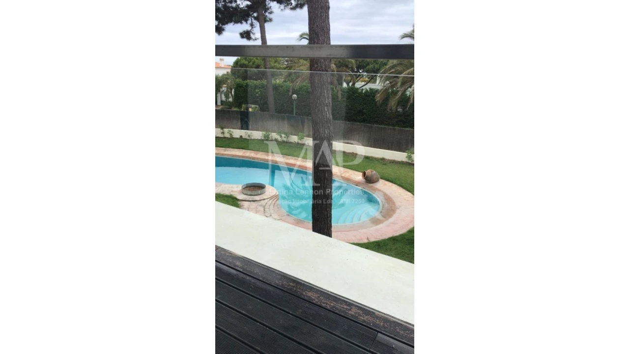 Moradia T5 para Venda em Cascais e Estoril Foto 23