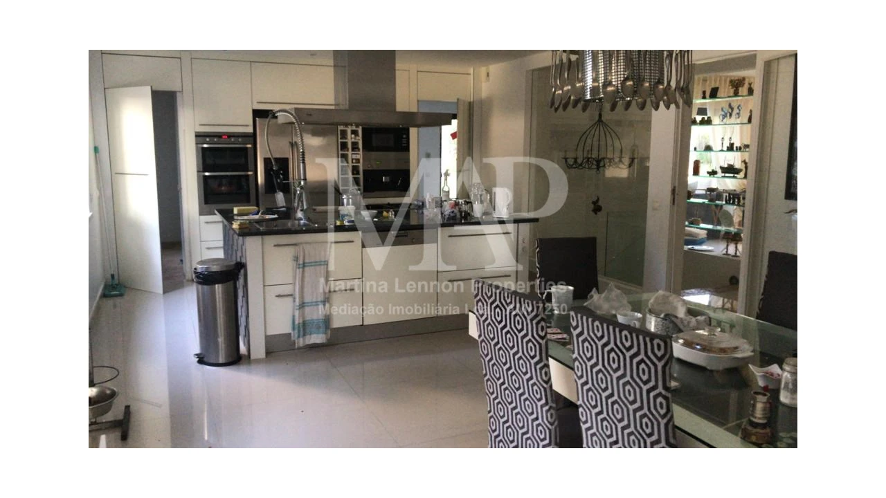 Moradia T5 para Venda em Cascais e Estoril Foto 25