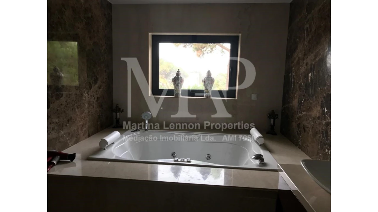 Moradia T5 para Venda em Cascais e Estoril Foto 28