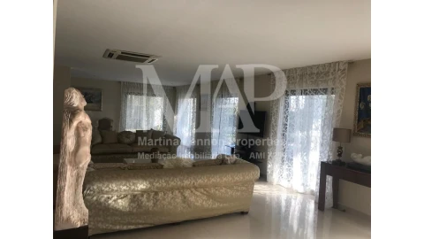 Moradia T5 para Venda em Cascais e Estoril