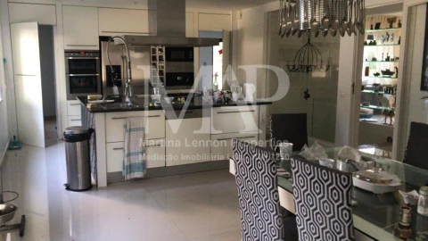 Moradia T5 para Venda em Cascais e Estoril