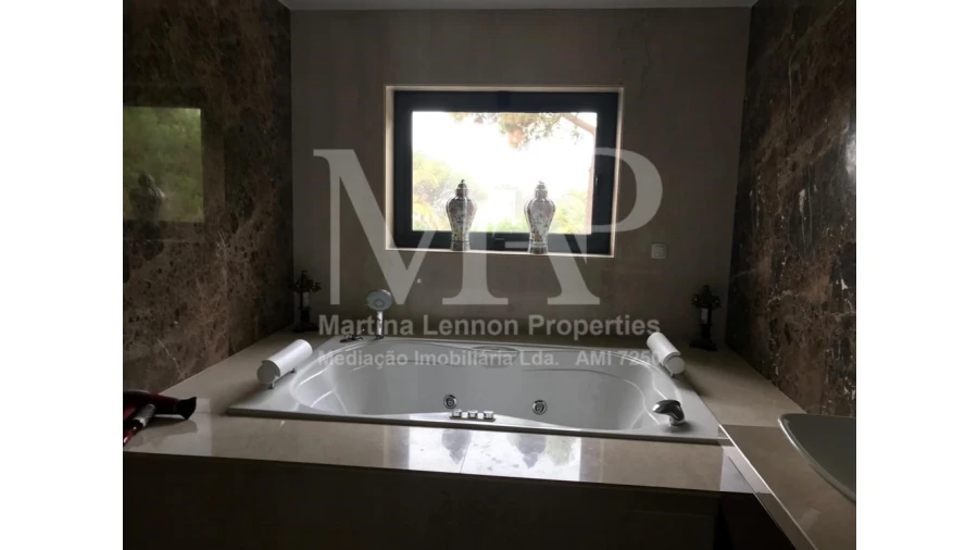 Moradia T5 para Venda em Cascais e Estoril Foto 28