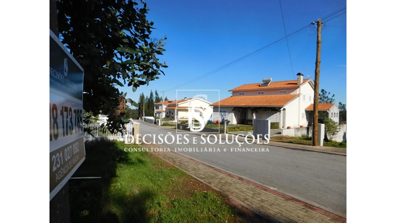 Terreno para Venda em Luso Foto 2