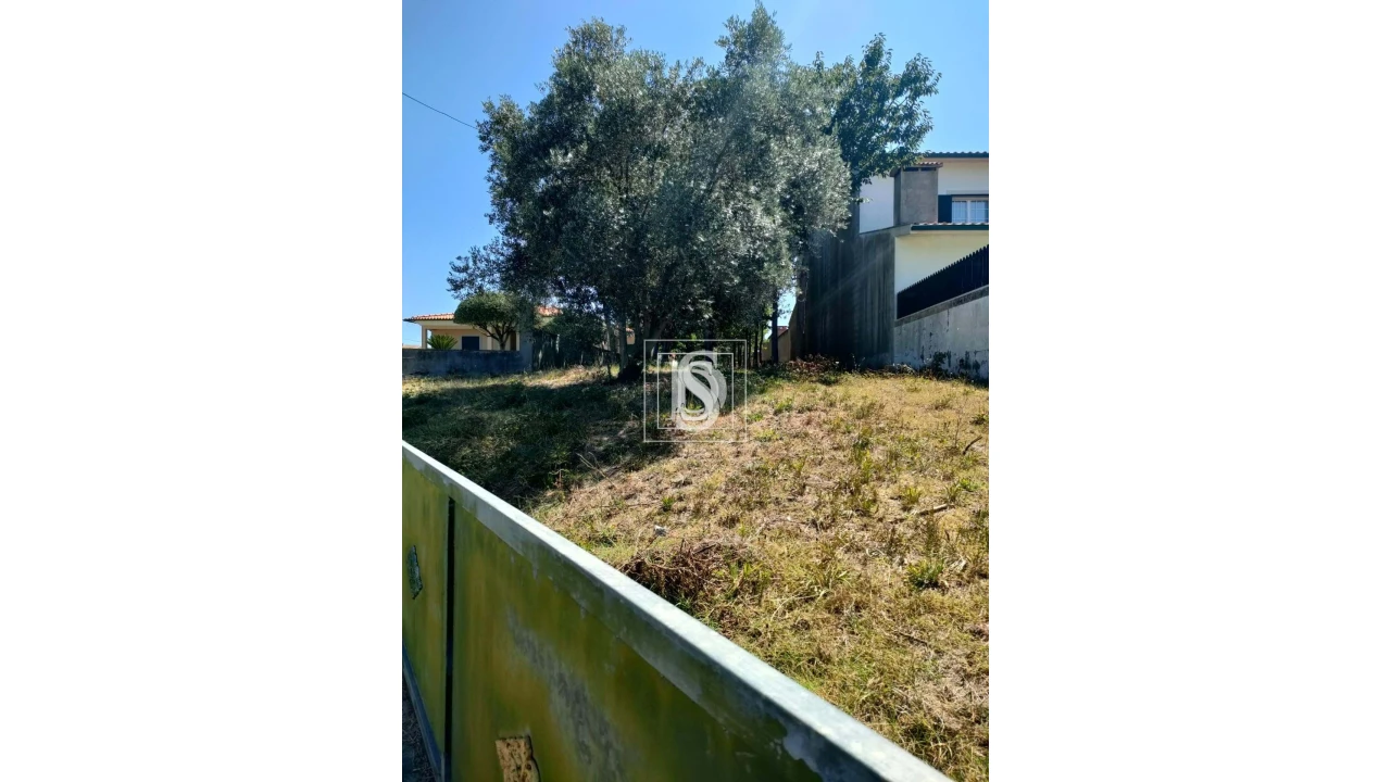 Terreno para Venda em Sangalhos Foto 1