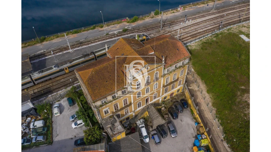 Prédio para Venda em Sé Nova, Santa Cruz, Almedina e São Bartolomeu Foto 14