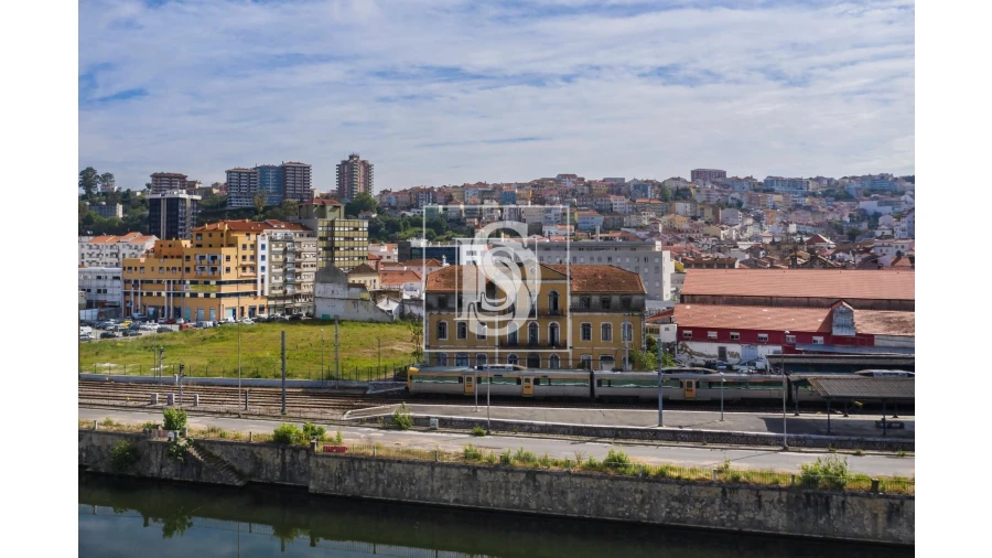 Prédio para Venda em Sé Nova, Santa Cruz, Almedina e São Bartolomeu Foto 10