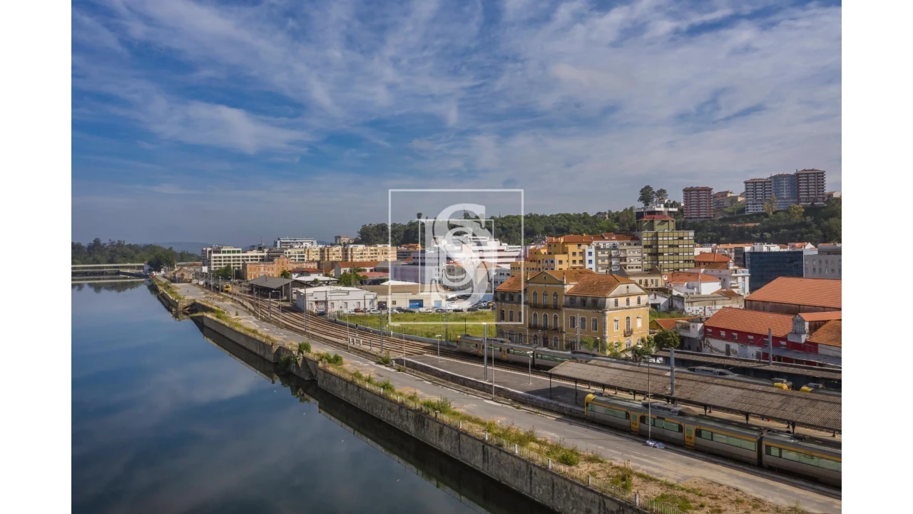 Prédio para Venda em Sé Nova, Santa Cruz, Almedina e São Bartolomeu Foto 9