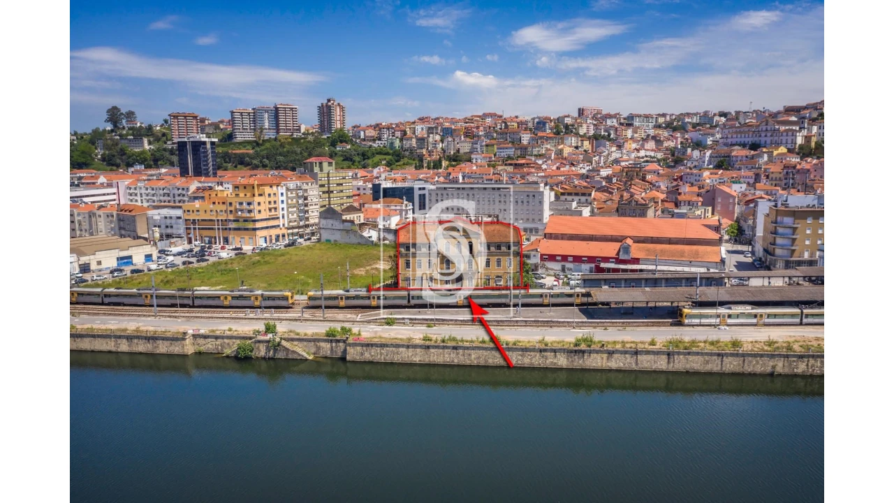 Prédio para Venda em Sé Nova, Santa Cruz, Almedina e São Bartolomeu Foto 4