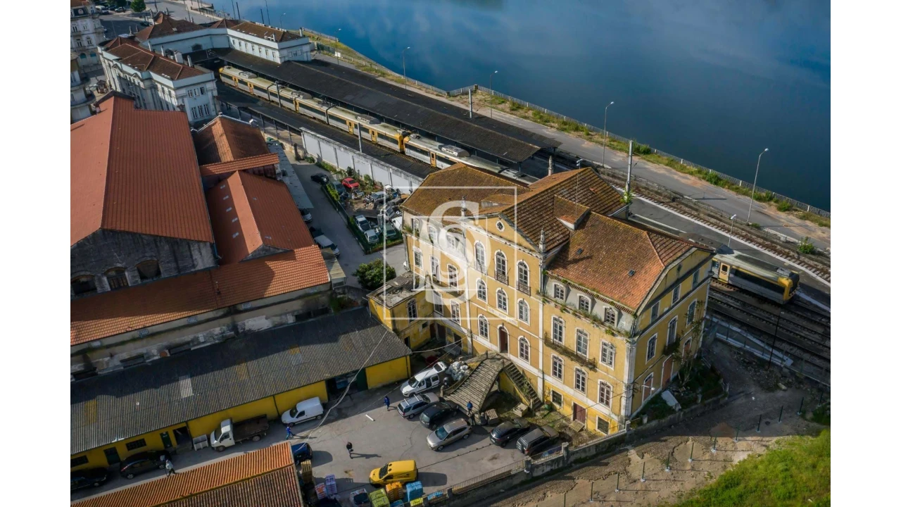 Prédio para Venda em Sé Nova, Santa Cruz, Almedina e São Bartolomeu Foto 13