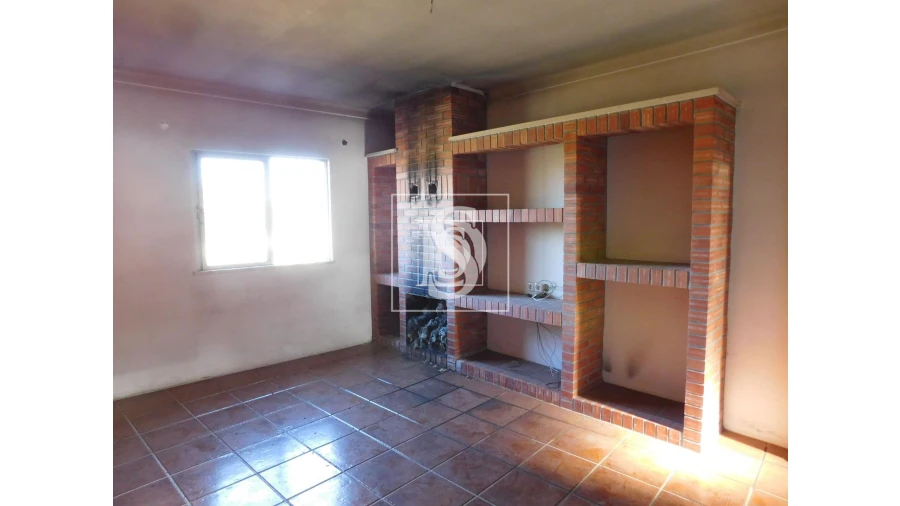 Moradia T3 para Venda em Vacariça Foto 5