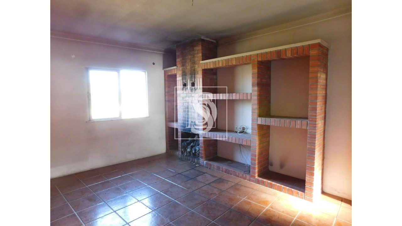 Moradia T3 para Venda em Vacariça Foto 5