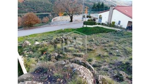 Terreno para Venda em Aldeia do Bispo