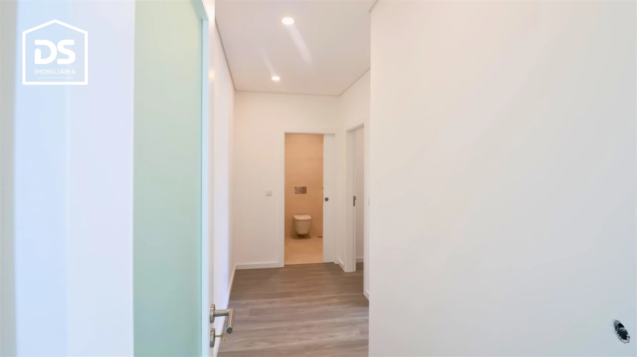Apartamento T3 para Venda em Currelos, Papízios e Sobral Foto 22
