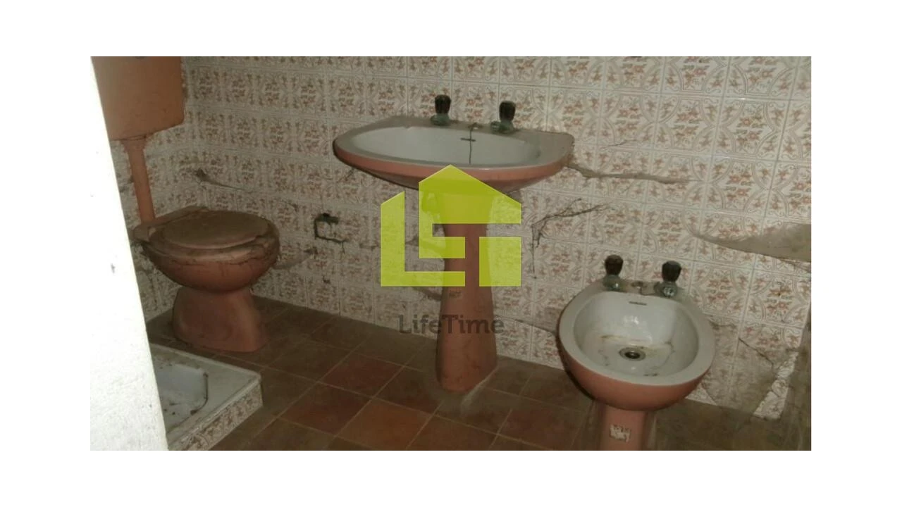 Moradia T5 para Venda em Travancinha Foto 9