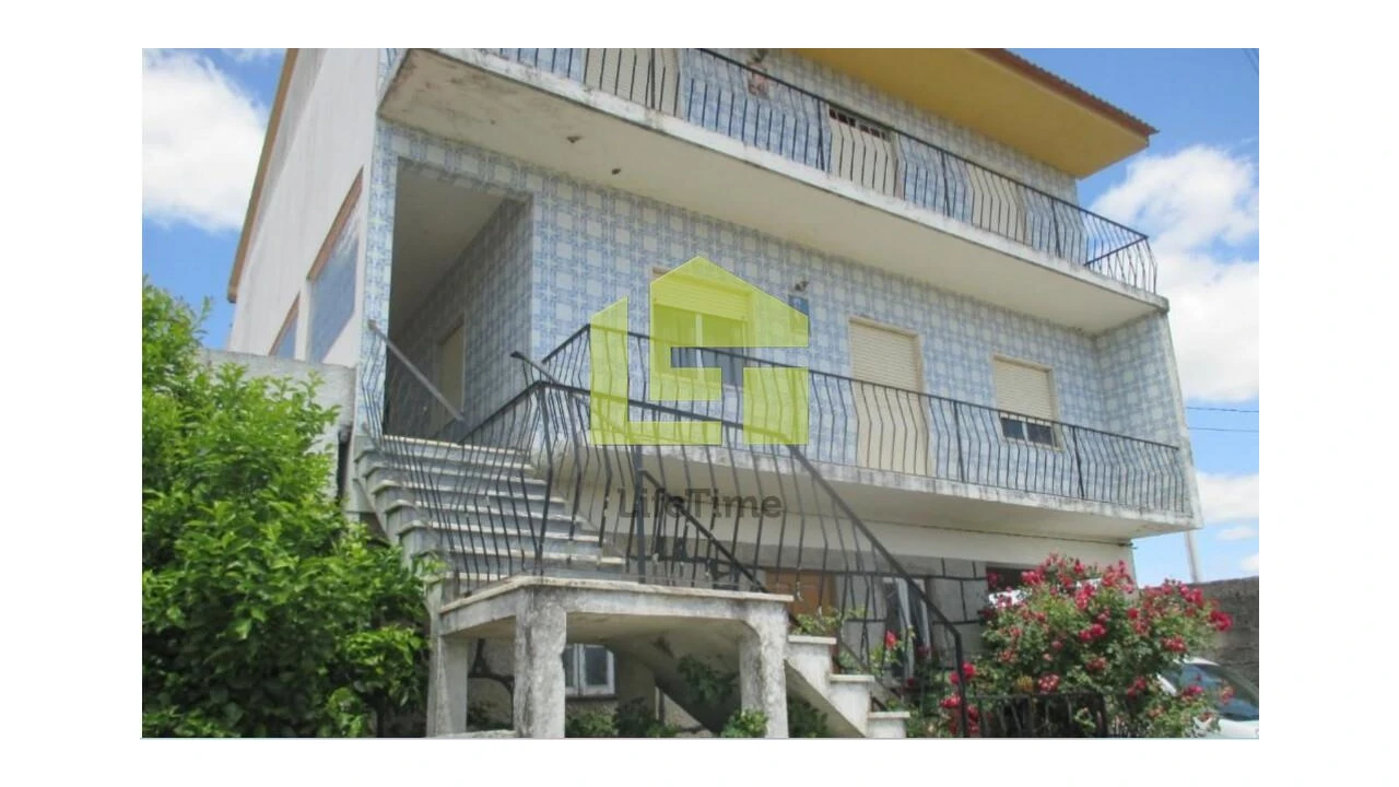 Moradia T5 para Venda em Travancinha Foto 1