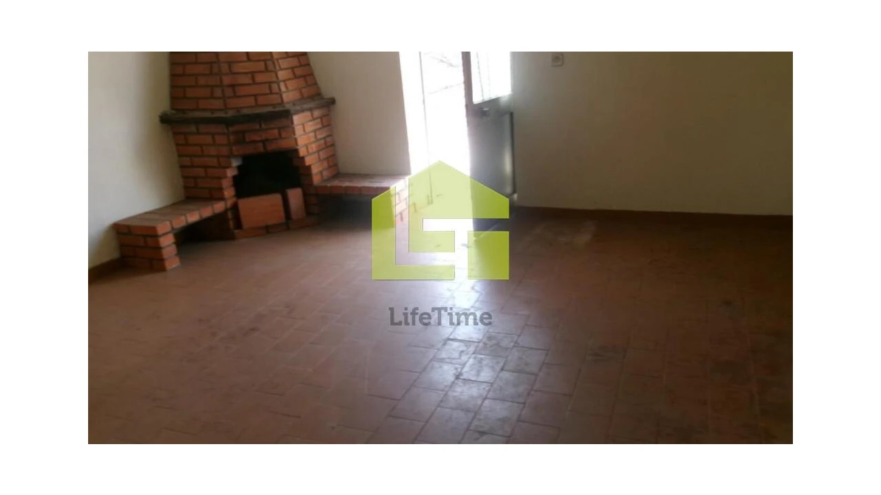 Moradia T5 para Venda em Travancinha Foto 26