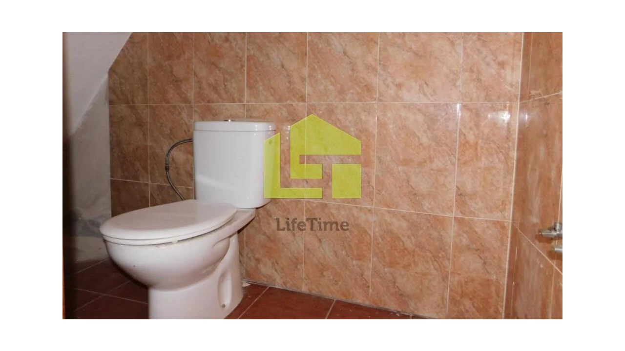 Moradia T2 para Venda em Idanha-A-Nova e Alcafozes Foto 4