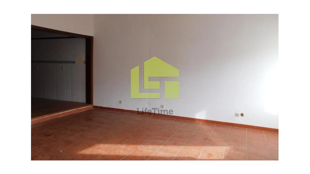 Moradia T2 para Venda em Idanha-A-Nova e Alcafozes Foto 3